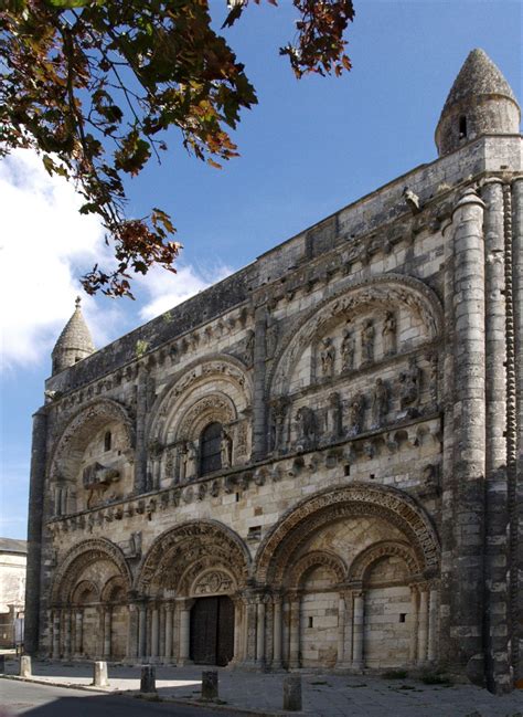 Civray Une Autre Vue De La Façade De Leglise St Nicolas Xiième