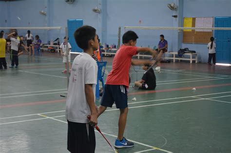 Sjk (c) chung hwa, kayu ara pasong, 82010 pontian, johor, malaysia. SJK (C) CHUNG HUA MARUDI: Pertandingan Badminton 1 Murid 1 ...