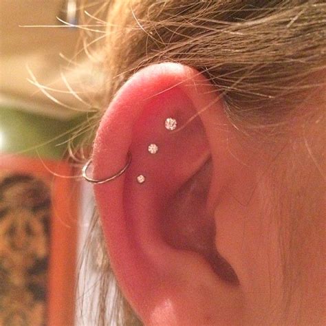 innenohr piercing ear piercings helix pretty ear piercings cartilage ear piercings unique
