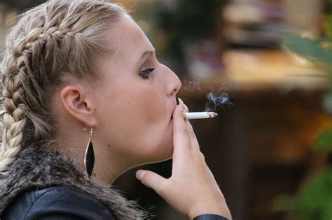 Pingl Sur German Women Smokers