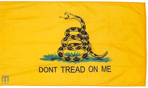 gadsden flag history the meaning behind don t tread on me