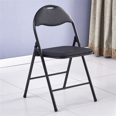 Whether you've got a tiny space or have a few unexpected guests dropping by, they tuck away neatly between uses. Zimtown Padded Metal Folding Chair Black with Carryig ...