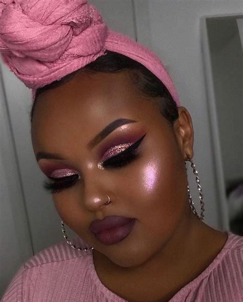 Make Up Make Up Roze Pink Glitter Glam Look Highlighter