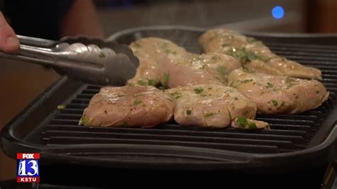 8 add 1/6 of a seeded jalapeno pepper and mix until jalapeno is in smaller pieces but not completely pulverized. Recipe: Grilled cilantro-lime chicken with mango sauce ...