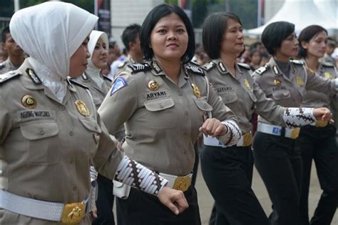 Indonesian Police Slammed For Virginity Tests