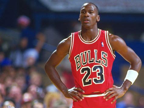 There are many tidbits and riveting accounts about the life of michael jordon which many people might not. Michael Jordan Biography- Childhood, Personal Life ...