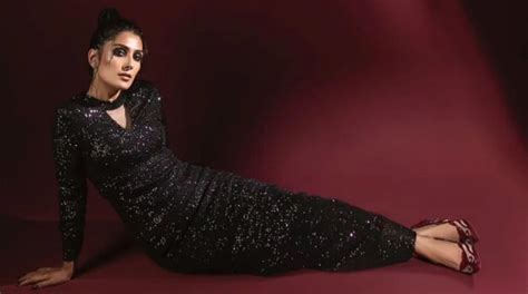 Ayeza Khan Is Too Hot To Handle In Latest Shoot Stylepk