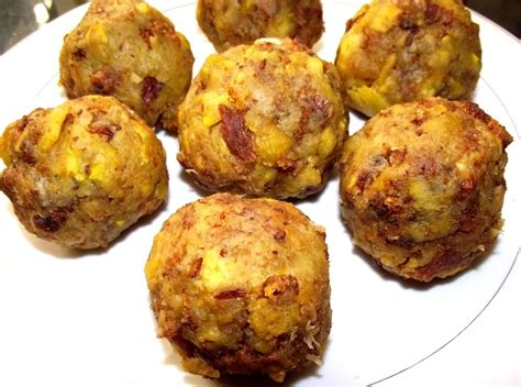 The team also found a direct relationship between the two—severe food. Traditional Dominican Food - CookEatShare