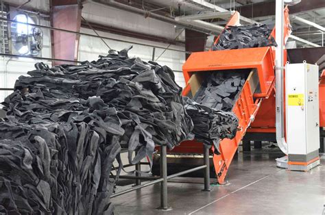 Shredders For In House And Post Consumer Plastics Recycling