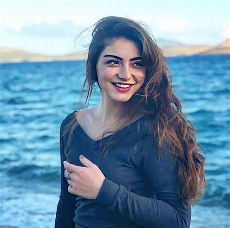 Beautiful Pictures Of Ozge Torer Aka Bala Hatun Kuruluş Osmans Wife