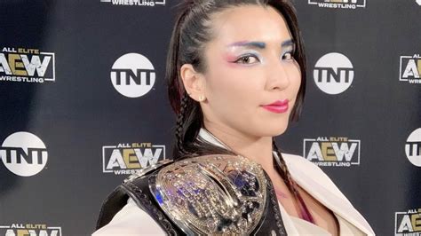 Hikaru Shida Age Height Relationship Status And Other Things To Know