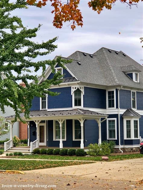 30 Dark Blue Victorian House Decoomo