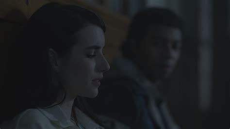 9x05 Red Dawn Ero905 064 Emma Roberts Online Photo Gallery