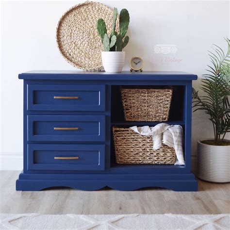 Tools & materials for painting furniture. Why I Don't Use Chalk Paint in 2020 | Chalk paint ...
