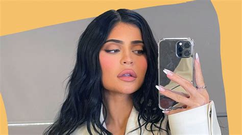 Kylie Jenners Go To Makeup Look You Should Try Beautynewsuk