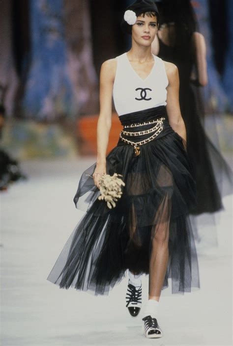 Chanel Spring 1992 Ready To Wear Collection Runway Looks Beauty