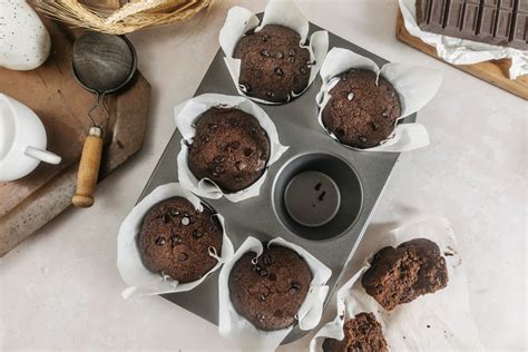 Keto Chocolate Muffins Moist And Fluffy Ketoconnect