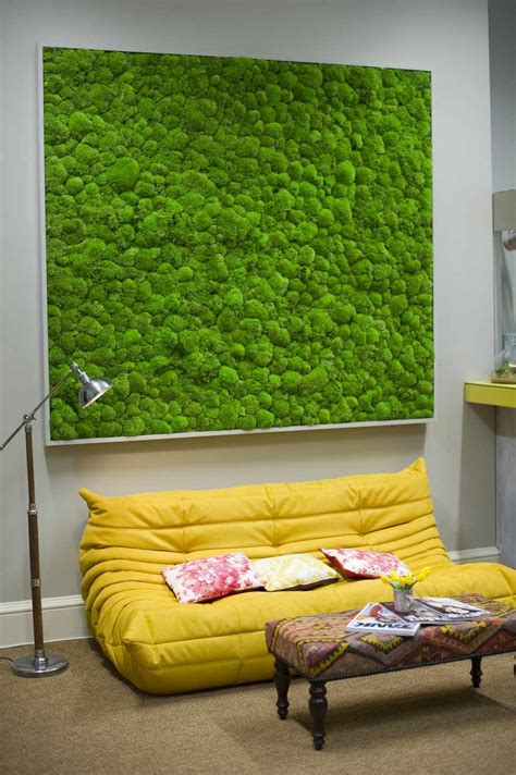17 Beautiful Moss Wall Ideas For Your Home