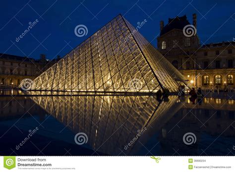 The Louvre Pyramids At Night Editorial Stock Image Image Of Europe