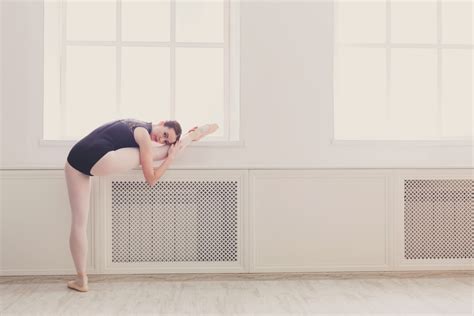 Beginners Guide To Barre Everything About The Ballet Inspired Workout