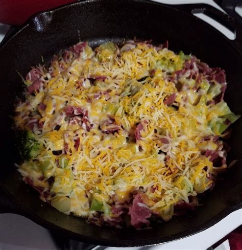 Top with the broccoli and pour the cheese sauce evenly over the top. Corn beef, broccoli, cheese, and some spice | Corned beef ...