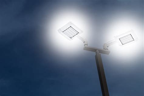 More LED streetlights to brighten DC, but some are wary | WTOP