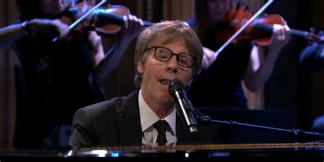 Dana Carvey Sings Choppin Broccoli With A Full Orchestra On The Tonight Show Huffpost