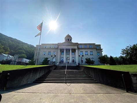 Three Reasons Why Boone County West Virginia Is Beckoning You Wv