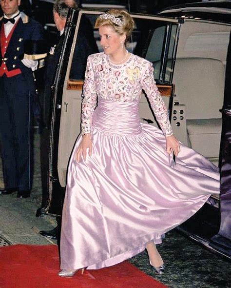 All Princess Diana On Twitter 11 May 1989 Princess Diana Arrives At Claridges For A Banquet