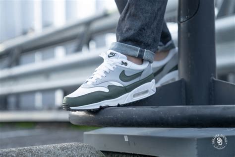 Besides good quality brands, you'll also find plenty of discounts when you shop for nike air max during big sales. Nike Air Max 90/1 White/Cargo Khaki-Black - AJ7695-107