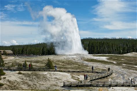 Old Faithful Yellowstone National Park Old Faithful Geyser Flickr