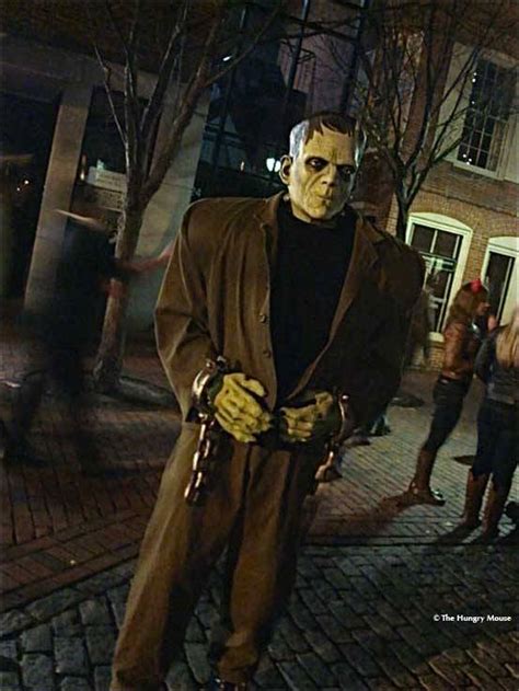 If the previous episode is a personal favorite of mine, this episode is a series high point that is definitely in the top five greatest beetlejuice episodes of all time. Halloween 2012 in Salem, MA - The Hungry Mouse