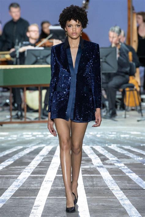 Australia's most influential fashion designer. Carla Zampatti resort 2020 | Carla zampatti, Fashion, Fashion show