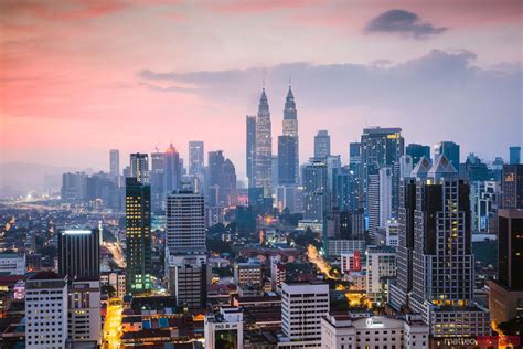 Sunrise Over The Twin Towers Kuala Lumpur Malaysia Royalty Free Image