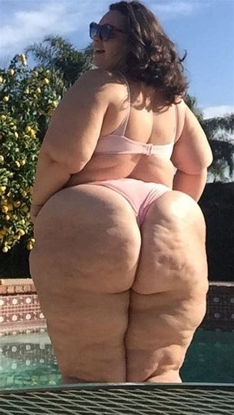 Mega Legged Sexy Ssbbw Greek Pear Jennie 40 Pics Xhamster
