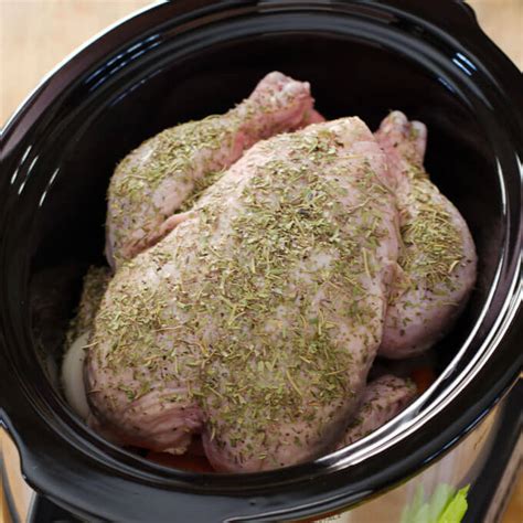 This slow cooker roast chicken is the juiciest, most forgiving and easiest whole chicken recipe i know. Crockpot Whole Chicken | Roasted Chicken in Slow Cooker