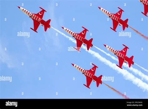 Airshow Turkish Stars Jet Air Force Demonstration Team Acrobatics