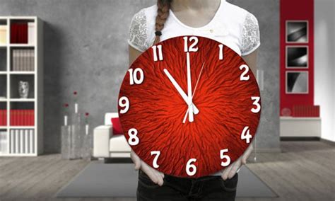 48 Funky And Unique Wall Clocks That Are The Coolest Ever