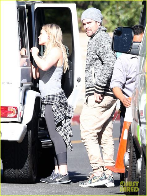 Hilary Duff Meets Up With Her Ex Mike Comrie Photo 3268935 Hilary Duff Mike Comrie Pictures