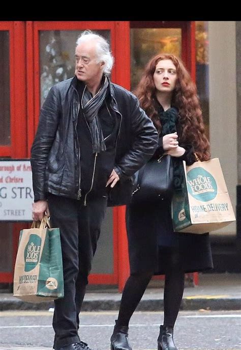 Jimmy Page And Girlfriend Scarlett Sabet Jan 1 2016 London Jimmy Page Jimmy Led Zeppelin