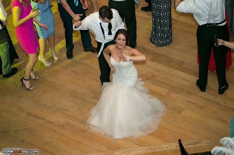 Big Tits Bride Rweddingsgonewild