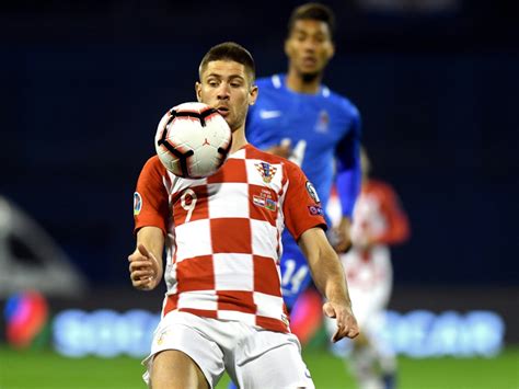 Portugal, ukraine, serbien, litauen, luxemburg gruppe c: EM-Qualifikation: Kramaric bewahrt Kroatien vor Blamage ...