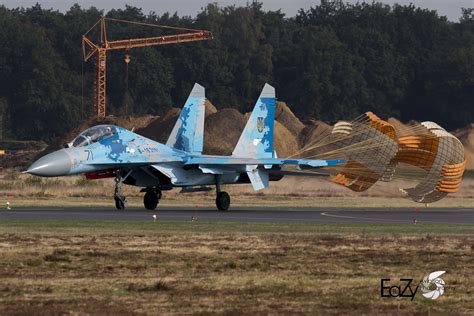 71 Blue Ukrainian Air Force Sukhoi Su 27ub Flanker Flickr