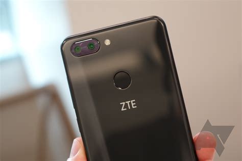 Zte Announces The Mid Range Blade V9 And The Tempo Go Its First