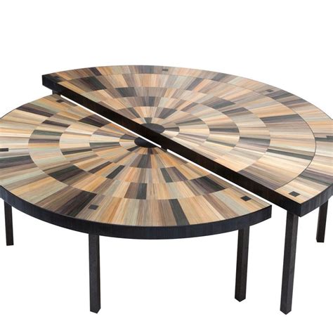 Table basse en marqueterie de bois pétrifié. Table basse Iris - 130 x 65 x 38 cm/ 110 x 55 x 33,5 cm ...