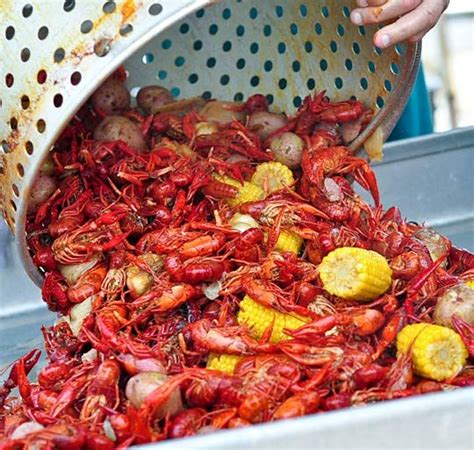 Oysters Crabs And Shrimp A Tour Of Louisiana Seafood Crawfish