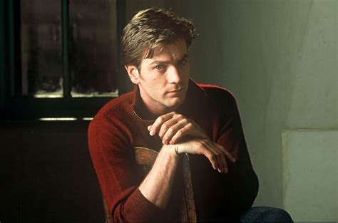 Ewan mcgregor is da bomb. Pin by Joleen Smith on Ewan McGregor Pics | Ewan mcgregor ...