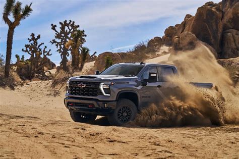 First Ever Chevrolet Silverado Hd Zr2 And Zr2 Bison Edition Debuts To