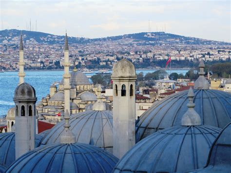 Die blaue moschee in istanbul ist das meisterwerk osmanischer baukunst und ein magnet für millionen touristen. Die fünf schönsten Moscheen in Istanbul - Fernsuchtblog.de