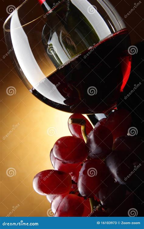 Still Life With Red Wine Stock Image Image Of Berry 16103973
